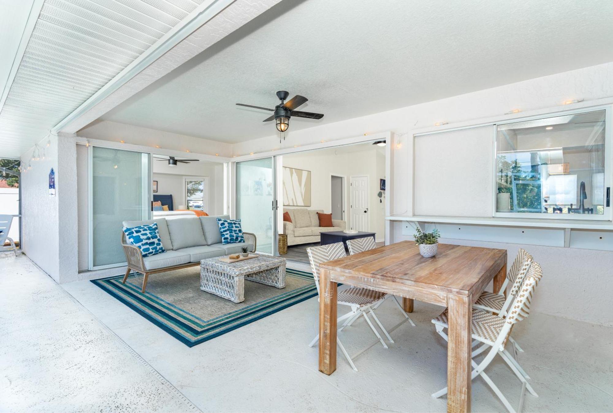Beautiful Spacious Home! Close To Beaches - Heated Private Pool Englewood Luaran gambar