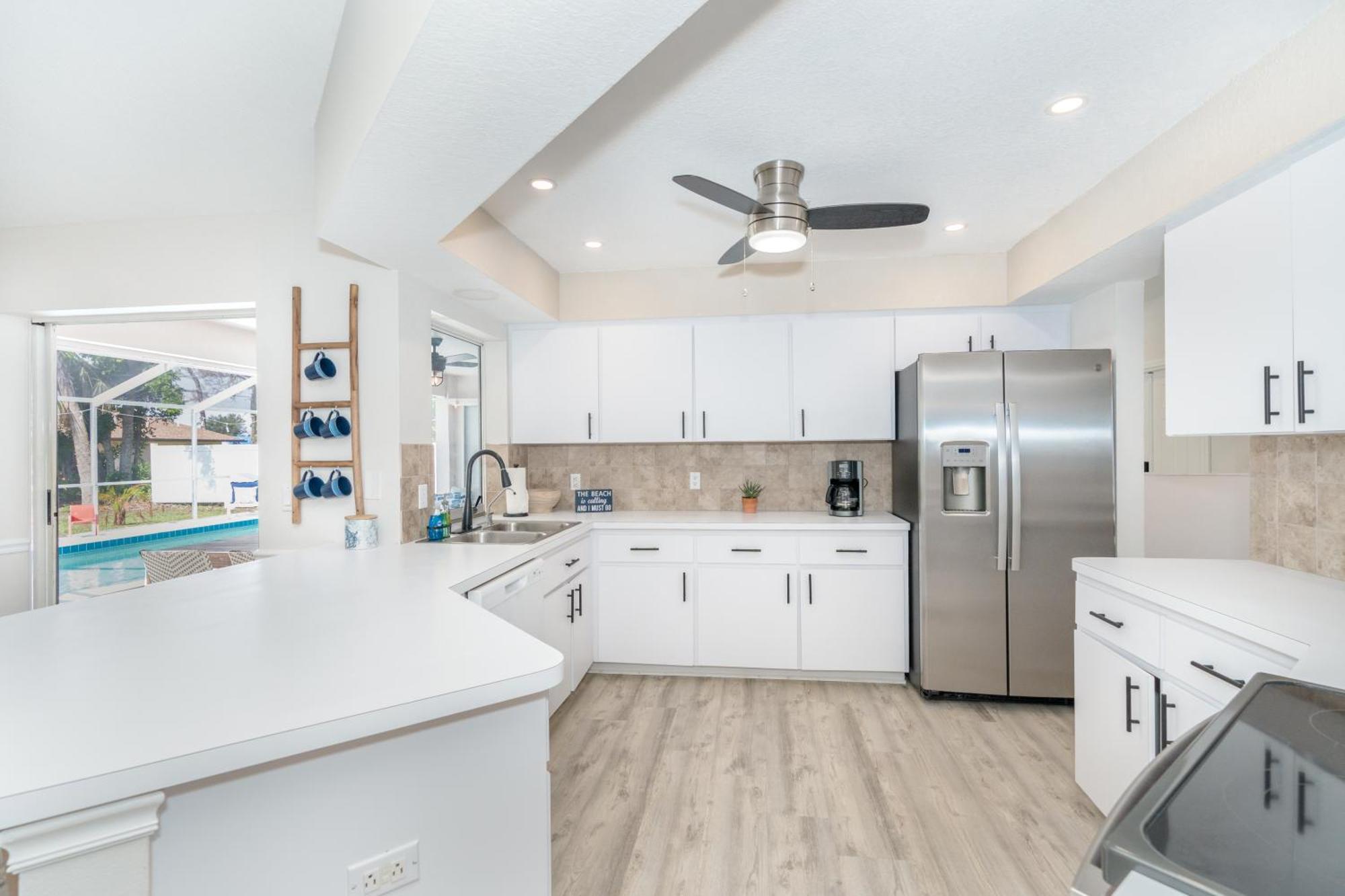 Beautiful Spacious Home! Close To Beaches - Heated Private Pool Englewood Luaran gambar