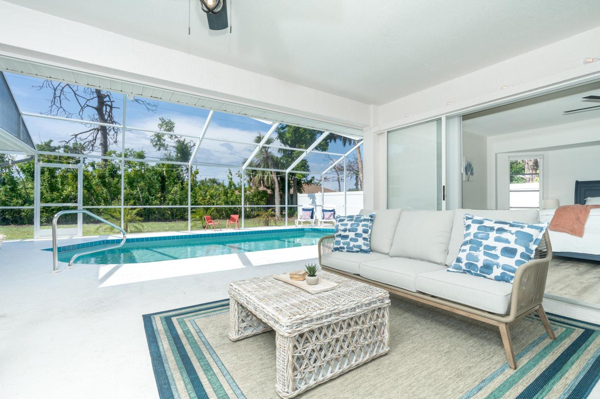 Beautiful Spacious Home! Close To Beaches - Heated Private Pool Englewood Luaran gambar